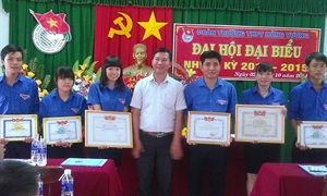 ĐẠI HỘI ĐẠI BIỂU ĐOÀN TRƯỜNG THPT HÙNG VƯƠNG 2014 – 2015
