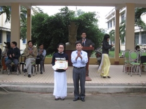 NGUYỄN THỊ NHẬT TRÂM , HỌC SINH GIỎI QUỐC GIA MÔN LỊCH SỬ NĂM 2015